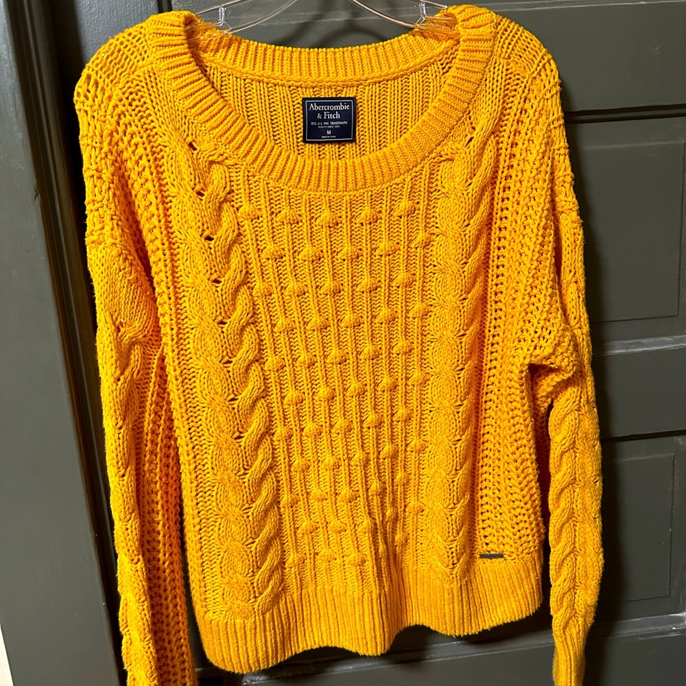 🧶🍂Abercrombie & Fitch Chunky Knit Sweater